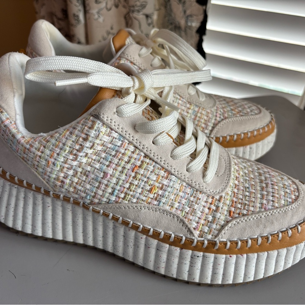 Universal Thread Platform Sneakers - image 2